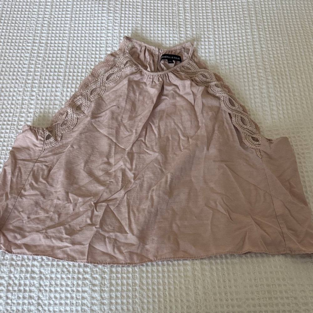 Kendall & Kylie Pacsun Cropped Blush Lace-Trim Halter Top